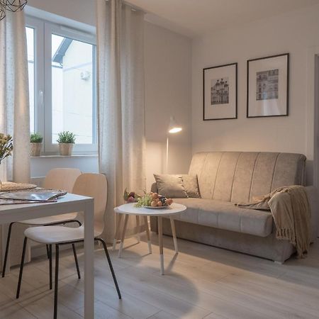 Apartament Clever 1 Kamienica Grochow Βαρσοβία Εξωτερικό φωτογραφία